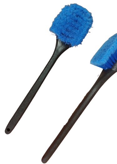 RT039 Long Handled Wheel Brush