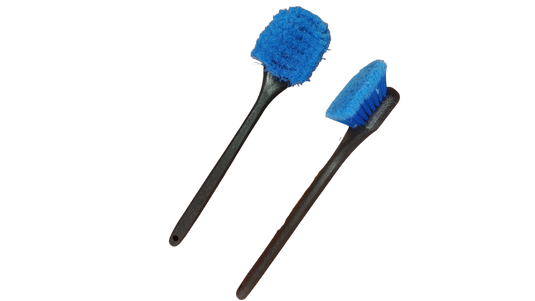 RT039 Long Handled Wheel Brush